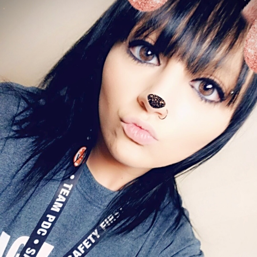 Meet your Posher, Anna